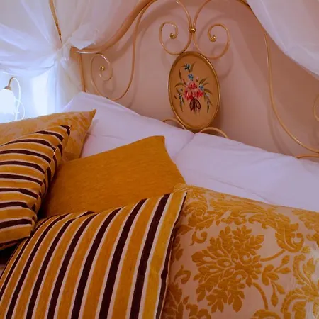 Il Castello Del Re Panzió